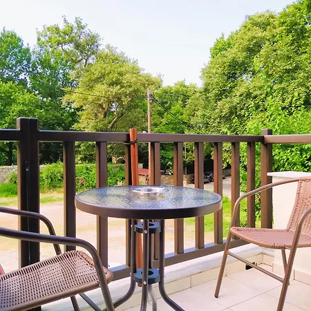 Elias & Διαμέρισμα Άγιος Ιωάννης