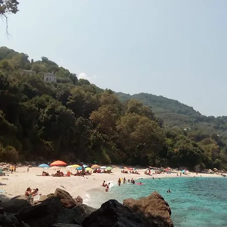 Elias & Near Papa Nero Pelion * Agios Ioannis (Thessaly)