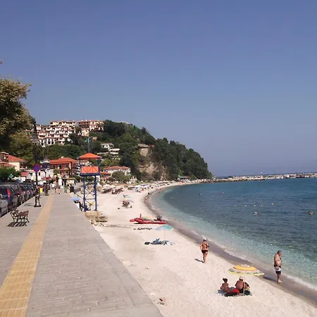 Elias & Near Papa Nero Pelion Apartment Agios Ioannis (Thessaly)