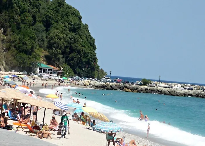 Elias & Διαμέρισμα *