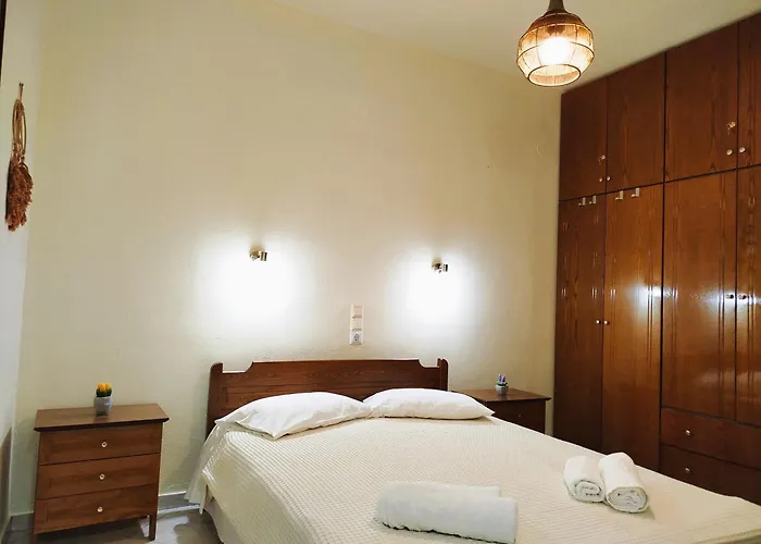 Elias & Άγιος Ιωάννης